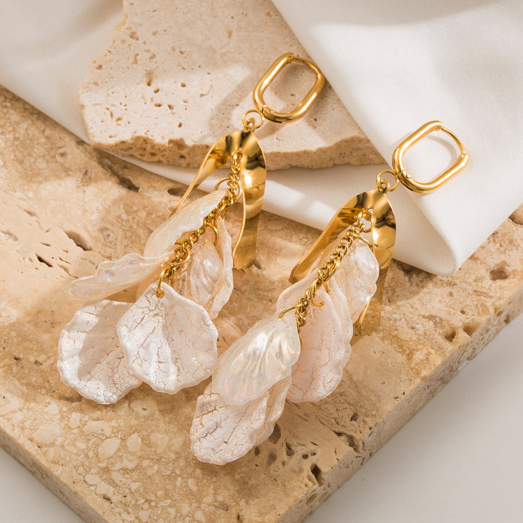 Boucle d’oreille petale - C’sBeauty shop