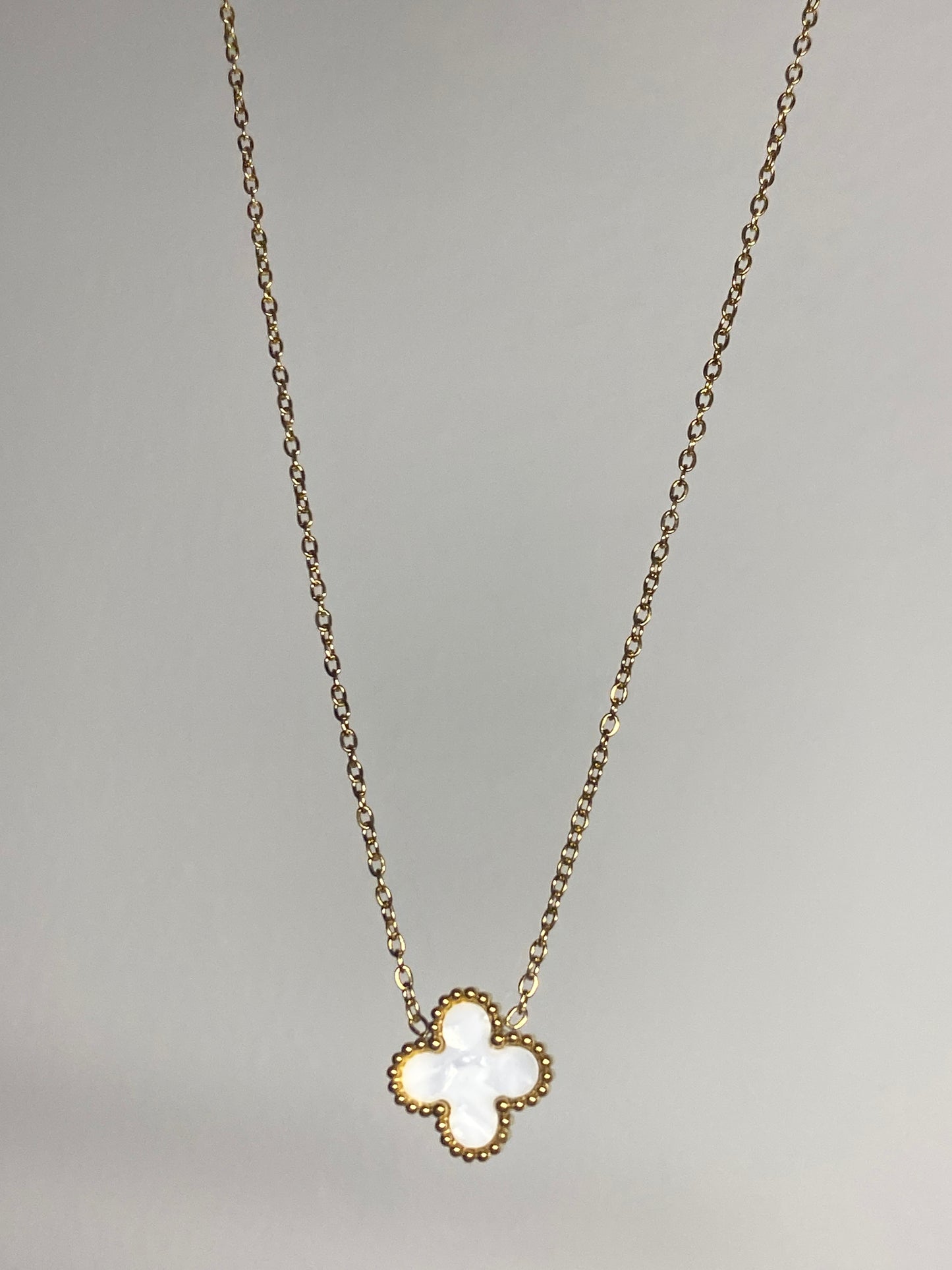 collier trefle color