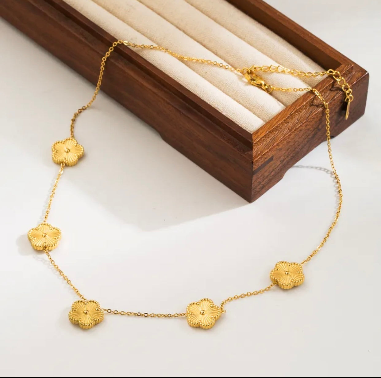 Collier trèfle d’or