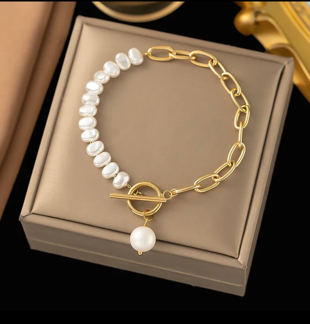 Bracelet charm