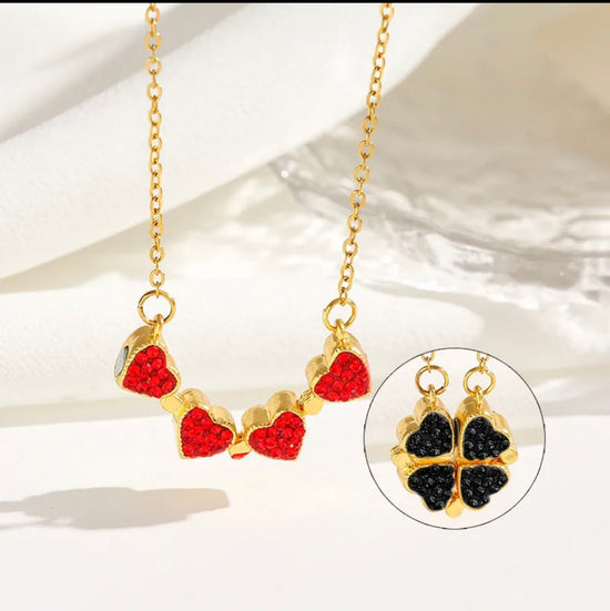 Collier trèfle infini