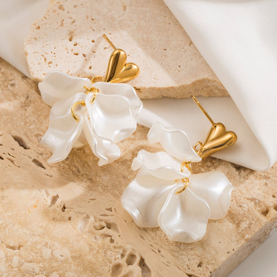Boucle d’oreille petale - C’sBeauty shop